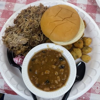 Delauders BBQ - Pulled pork, baked beans, fried okra - Barbeque Near Me - Sevierville, Tennessee Delauders BBQ - Pulled pork, baked beans, fried okra - Barbeque Near Me - Sevierville, Tennessee