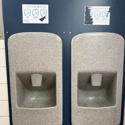Port Pendennis Marina - 6/11/23 FYI, cool hand washing stations