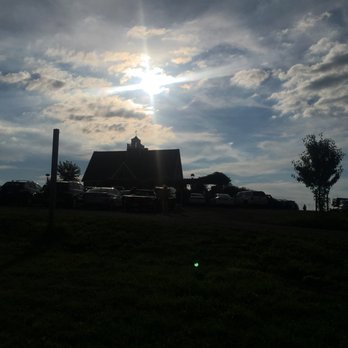 Gouveia Vineyards - Gouveia - Wineries Near Me - Wallingford, Connecticut