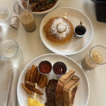 Paperboy South - Breakfast & Brunch Near Me - Austin, Texas Paperboy South - Breakfast & Brunch Near Me - Austin, Texas