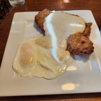 Lone Star Cafe - Chicken Fried Steak and Eggs - Breakfast & Brunch Near Me - Grapevine, Texas