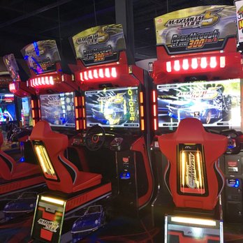 Round1 Bowling & Arcade - Exton - Arcades Near Me - Exton, Pennsylvania