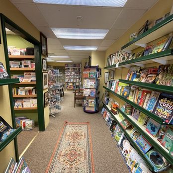 Rainbow Booksellers - Bookstores Near Me - Milwaukee, Wisconsin Rainbow Booksellers - Bookstores Near Me - Milwaukee, Wisconsin