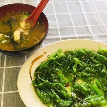 Ming Ming Tea Cafe - Seaweed salad and miso soup - Sushi Bars Near Me - St. Petersburg, Florida