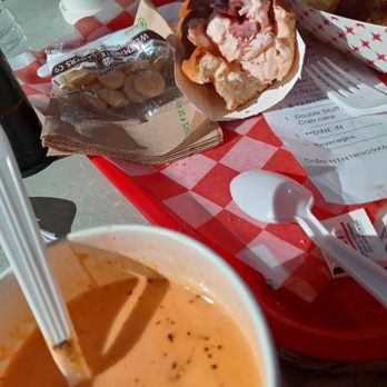 James Hook & Co - Lobster Bisque and regular size lobster roll - Seafood Near Me - Boston, Massachusetts James Hook & Co - Lobster Bisque and regular size lobster roll - Seafood Near Me - Boston, Massachusetts