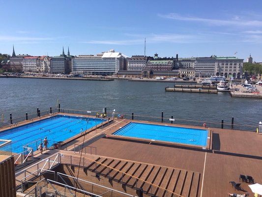 Allas Pool by null