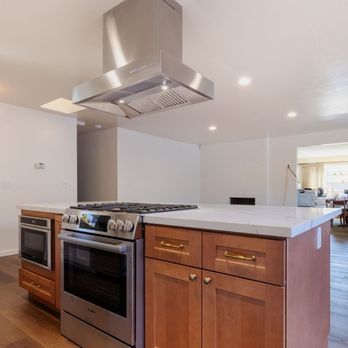 Roy's Builders & Remodeling - General Contractors Near Me