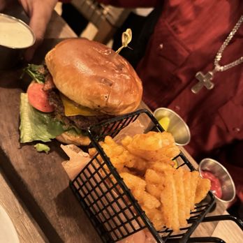 Ay Mi Pa - Smash burger - Sushi Bars Near Me - Bakersfield, California Ay Mi Pa - Smash burger - Sushi Bars Near Me - Bakersfield, California