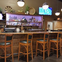Alpine Crossing and Kitchen - Bar