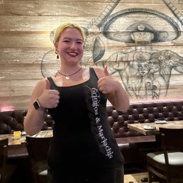 Sabrina our server! Sabrina our server!