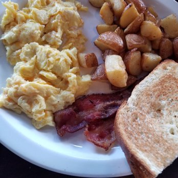 The Crowned Egg - Simple Breakfast - Breakfast & Brunch Near Me - Gilbert, Arizona The Crowned Egg - Simple Breakfast - Breakfast & Brunch Near Me - Gilbert, Arizona