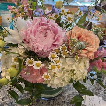 Mitsuko Floral - Florists Near Me - Torrance, California