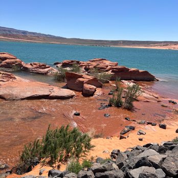 Sand Hollow State Park - Lake area is beautiful. - Parks Near Me - Hurricane, Utah Sand Hollow State Park - Lake area is beautiful. - Parks Near Me - Hurricane, Utah