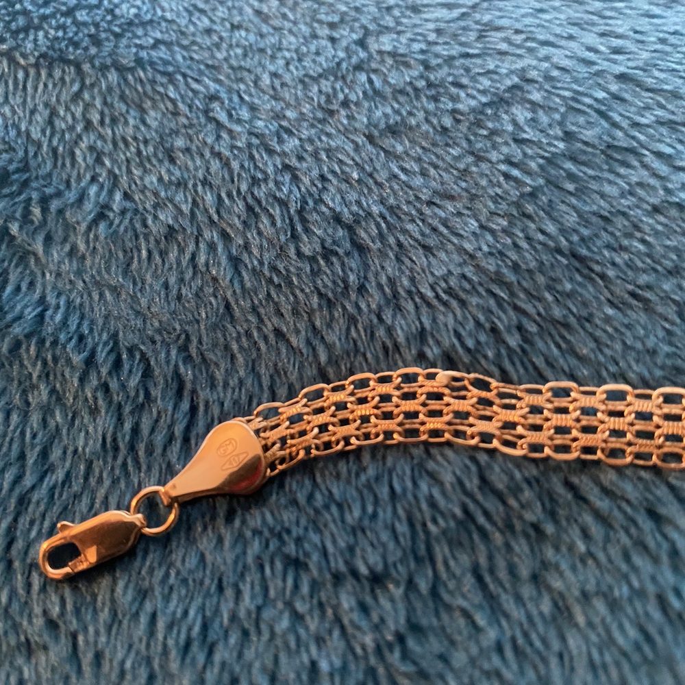 Luv Jewelry - They not only welded this back together they cleaned it sparkly n shiny clean! - Jewelry Near Me - Los Angeles, California Luv Jewelry - They not only welded this back together they cleaned it sparkly n shiny clean! - Jewelry Near Me - Los Angeles, California