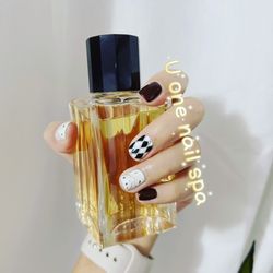 U One Nail Spa