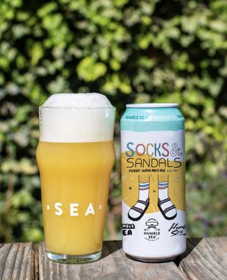 West view bottle apostle by null