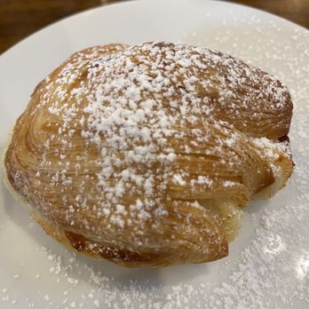Veskolini Cafe - Ricotta pastery - Desserts Near Me - Dunedin, Florida Veskolini Cafe - Ricotta pastery - Desserts Near Me - Dunedin, Florida