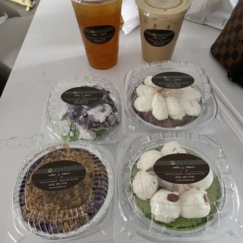 Cloverleaf Coffee & Bakery - Desserts Near Me - Temple City, California