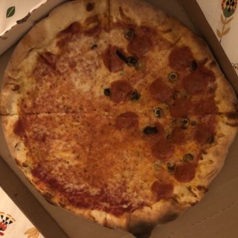 Ian’s Pizza Madison | State Street - Toppings applied to 3/8 slices when I paid for 1/2. - Pizza Near Me - Madison, Wisconsin
