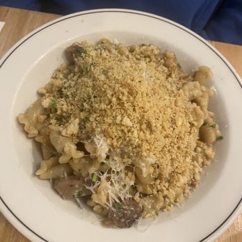 Pasta Louise - Brisket & caramelized onion with breadcrumbs - Italian Near Me - Brooklyn, New York Pasta Louise - Brisket & caramelized onion with breadcrumbs - Italian Near Me - Brooklyn, New York