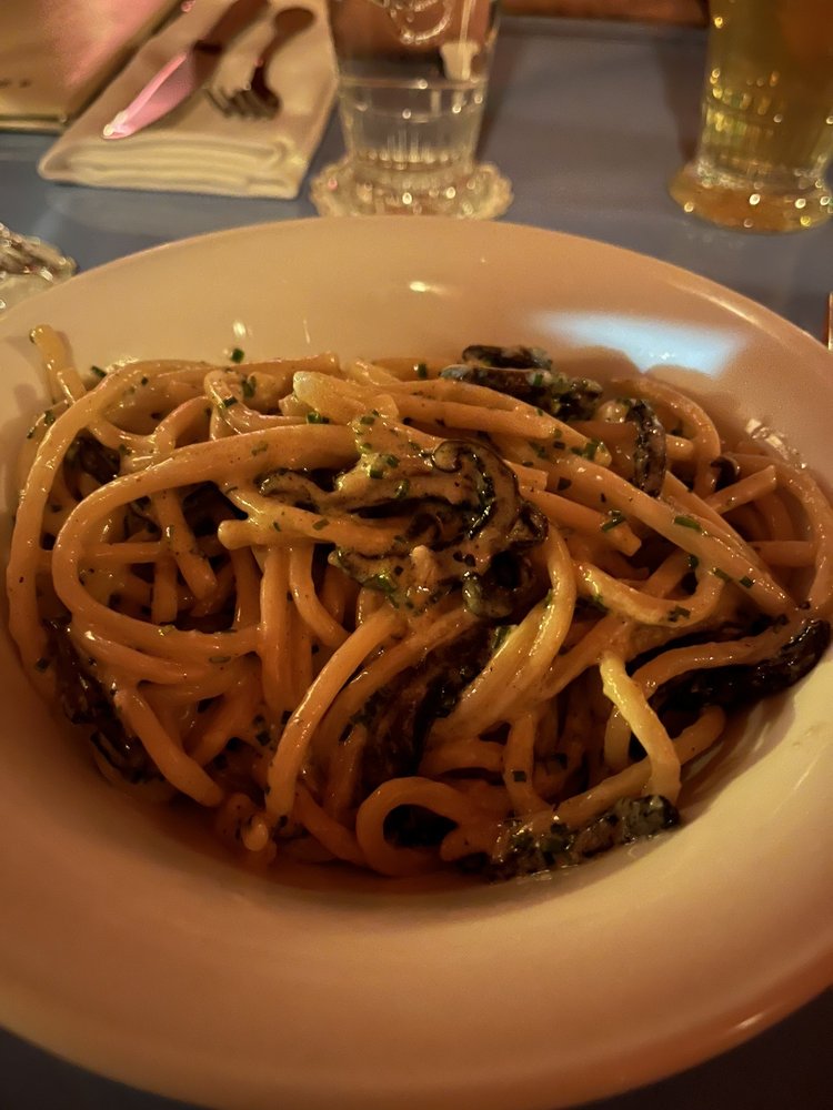 Ash Bar, Baltimore Roadtrippers