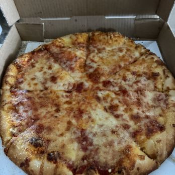 My Pizza Place - Round cheese pizza - Pizza Near Me - Sterling Heights, Michigan My Pizza Place - Round cheese pizza - Pizza Near Me - Sterling Heights, Michigan