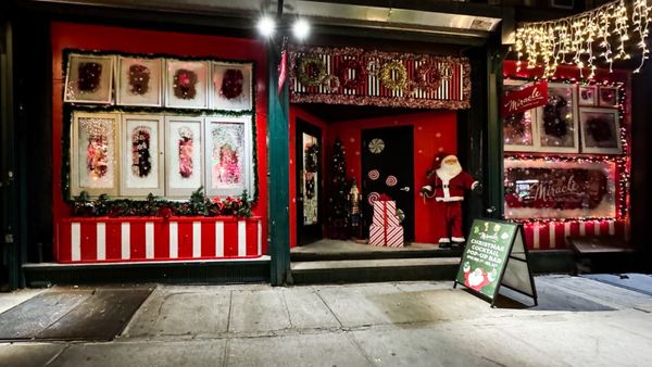 Miracle on Ninth St by null