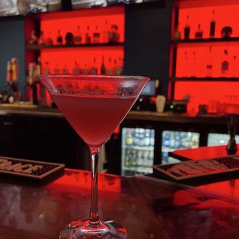 Akimi Kantina - Sports Bars Near Me - Banning, California