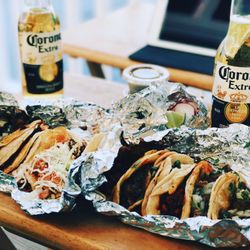 Tacos Mariana's - Take out is quick!