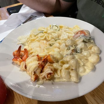 Side Street Cafe - Seafood Mac - American Near Me - Bar Harbor, Maine Side Street Cafe - Seafood Mac - American Near Me - Bar Harbor, Maine