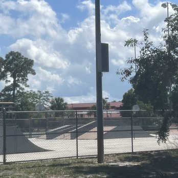 Mary Brogan Park - Parks Near Me - Stuart, Florida