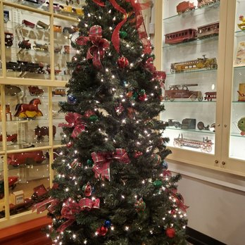 Carillon Historical Park - O Christmas Tree - Museums Near Me - Dayton, Ohio
