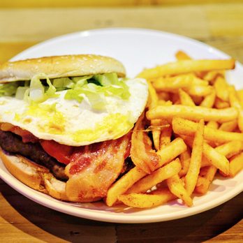 Daisy Mae’s - Brunch Burger with Fries - Breakfast & Brunch Near Me - New Orleans, Louisiana