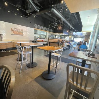 California Fish Grill - Most of the indoor dining area. - Seafood Near Me - El Segundo, California