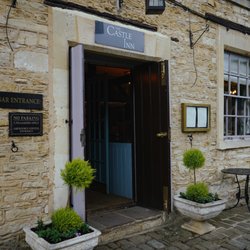 Castle Inn - Entrance to Restaurant