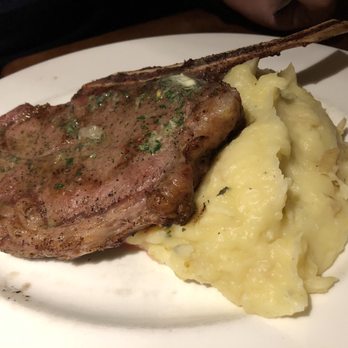 Winewood - 20 day aged Wagyu. Too much gristle. - New American Near Me - Grapevine, Texas