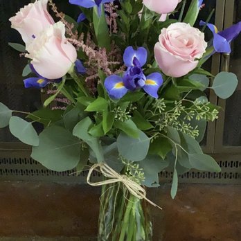 Yes Dear Florals - Happy recipient. - Florists Near Me - Woodland Park, Colorado