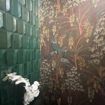 Neighbor’s Tap & Table - The peacocks  are so virbrant!! - Tapas/Small Plates Near Me - Gulfport, Mississippi