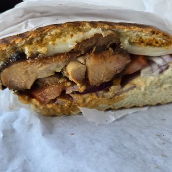 Scootrz deli & BBQ - Bbq chicken sandwich - Delis Near Me - Ukiah, California Scootrz deli & BBQ - Bbq chicken sandwich - Delis Near Me - Ukiah, California