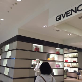 Saks Fifth Avenue - Accessories Near Me - Phoenix, Arizona