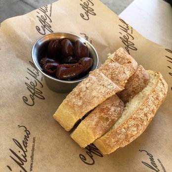 Caffé Milano - Complimentary bread and olives - Italian Near Me - Naples, Florida