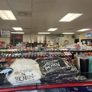 BISCUITS N’ PORN - Updated August 2024 - 240 Photos & 267 Reviews