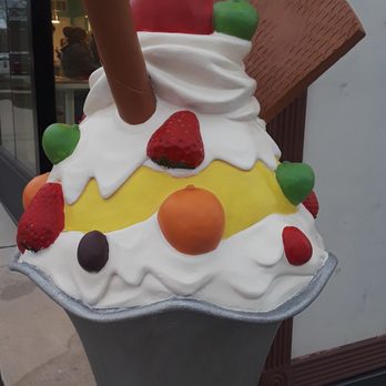 Shawn Michelle's - Ice Cream & Frozen Yogurt Near Me - Chicago, Illinois