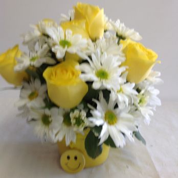 White House Florist - Florists Near Me - Bellflower, California