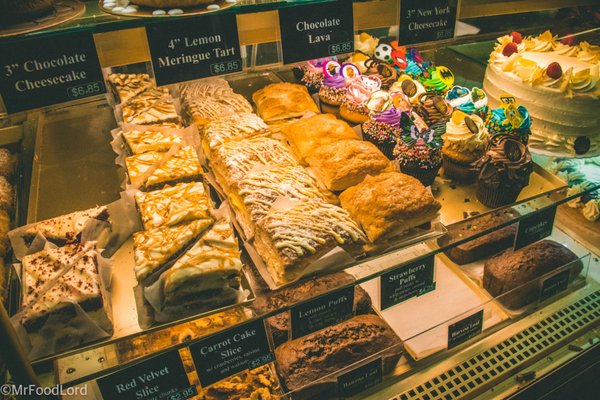 Fratelli Authentic Italian Baking by null