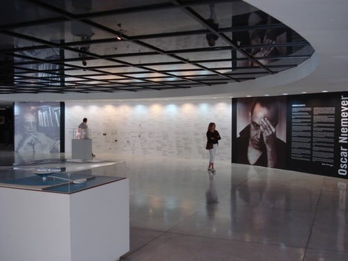 Museu Oscar Niemeyer by null