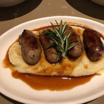 Jaleo - Mini butifarra con puré de patatas y salsa de romero - Spanish Near Me - Washington, DC, District of Columbia