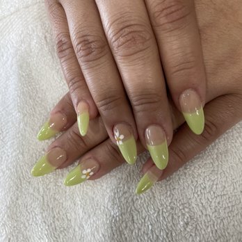 Nail Nation Studio - Fresh out of the salon thanks to Mindy for helping me with the picture lol - Nail Salons Near Me - Burbank, California