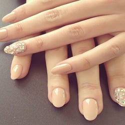 Wonderland Pro Studio - Nail Done by Wonderland Pro studio. I like it ! My nude color.