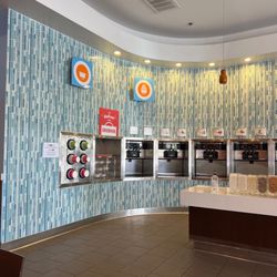 Nubi Yogurt - Yogurt bar. Several choices.